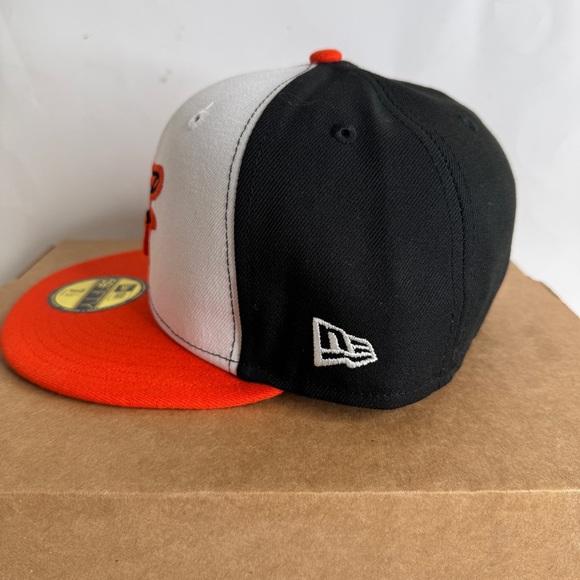 Baltimore Orioles 2024 MLB Post Season Hat Fitted New Era 59FIFTY On Field 7 1/2 - Picture 7 of 9
